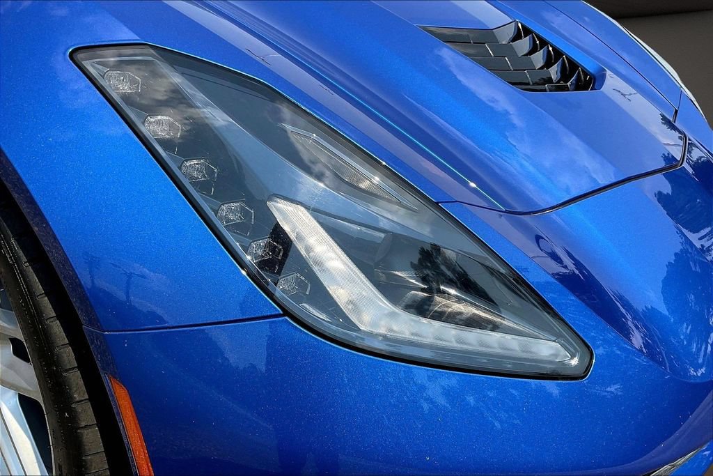 Used 2019 Chevrolet Corvette Stingray Coupe w/ Battery Protection Package RWD image 33
