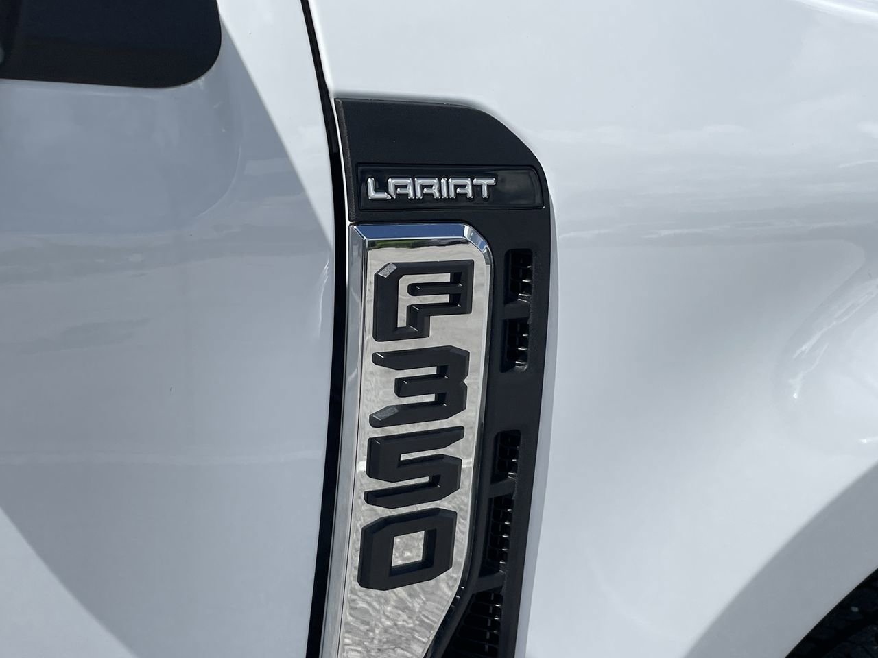 New 2026 Ford F350 Lariat RWD image 10