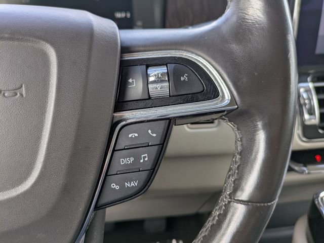 Used 2018 Lincoln Navigator Select image 34