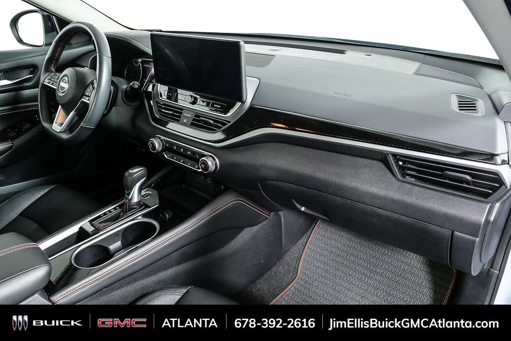 Used 2023 Nissan Altima 2.5 SR w/ SR Premium Package image 25