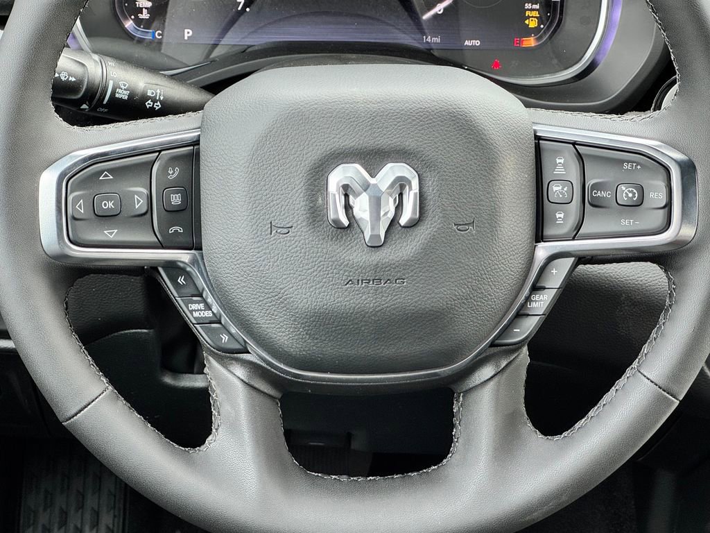 New 2026 RAM 1500 Laramie AWD/4WD image 17