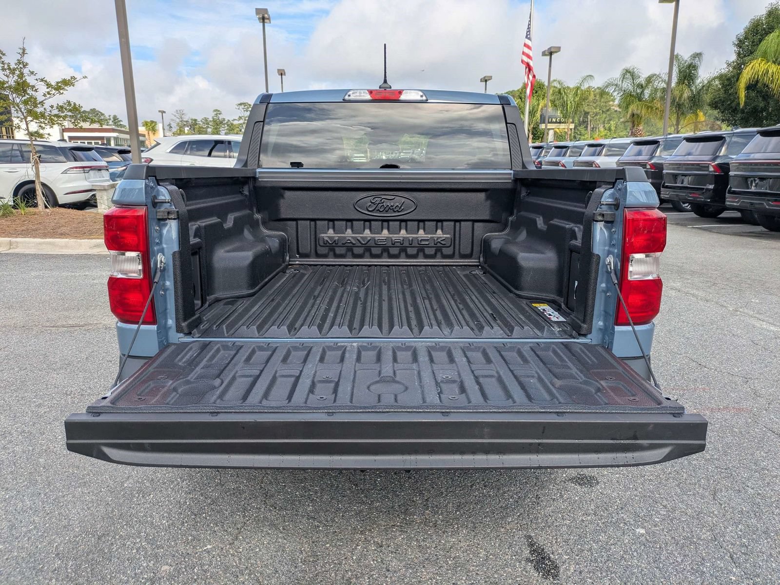 Certified 2024 Ford Maverick XLT w/ XLT Luxury Package FWD image 7