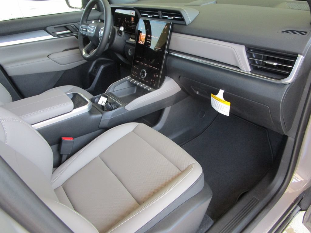 New 2027 GMC Terrain Elevation w/ Elevation Premium Package FWD image 29