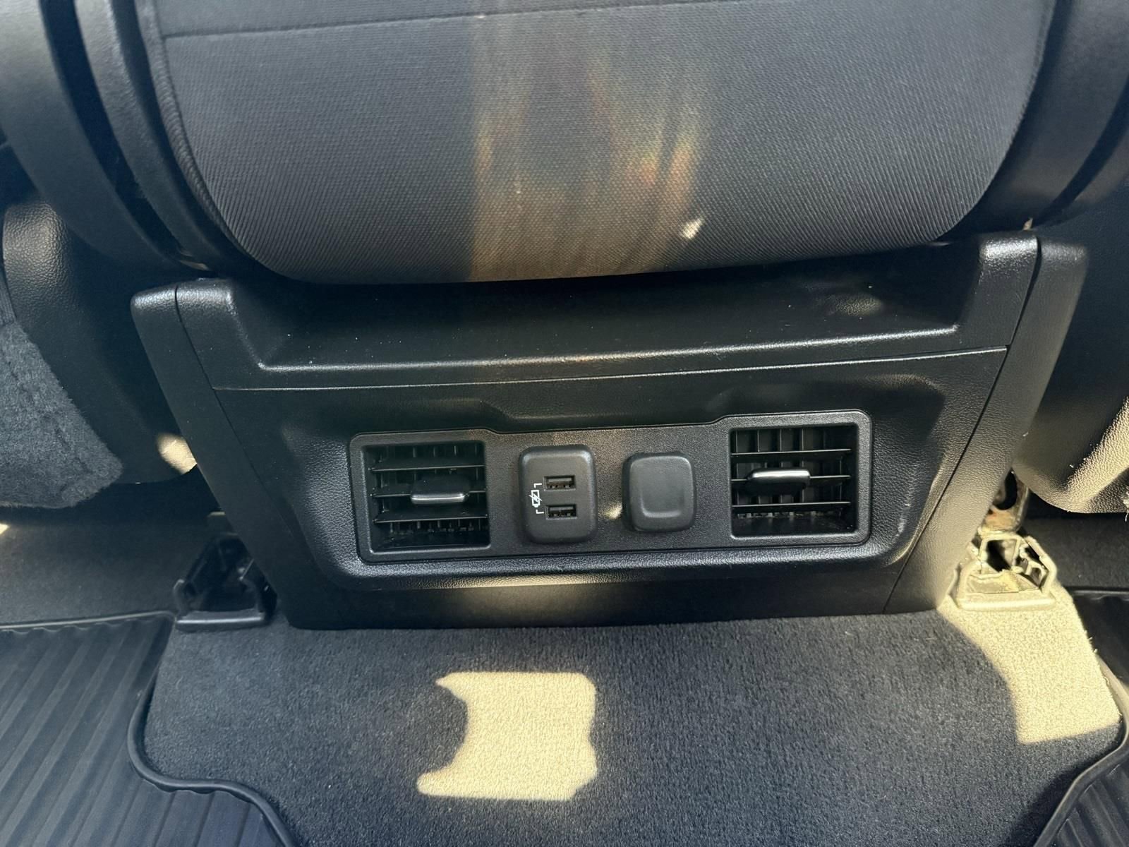 Used 2021 Chevrolet Silverado 1500 LT image 29