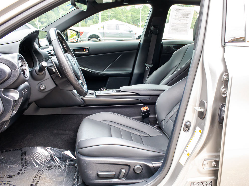 Used 2023 Lexus IS 350 F Sport AWD/4WD image 17