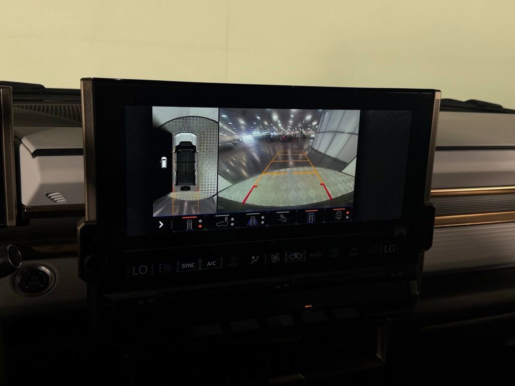 Used 2025 GMC Hummer EV 2X image 20