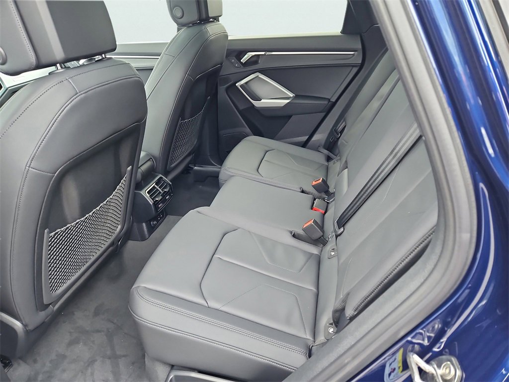 New 2025 Audi Q3 2.0T Premium image 22