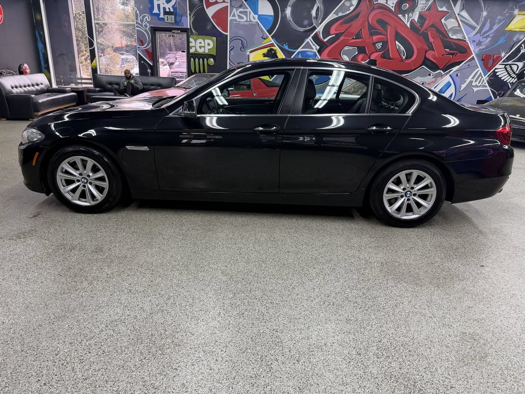 Used 2015 BMW 528i xDrive Sedan AWD/4WD image 2