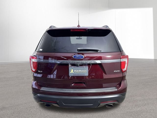 Used 2018 Ford Explorer XLT w/ Equipment Group 202A AWD/4WD image 32