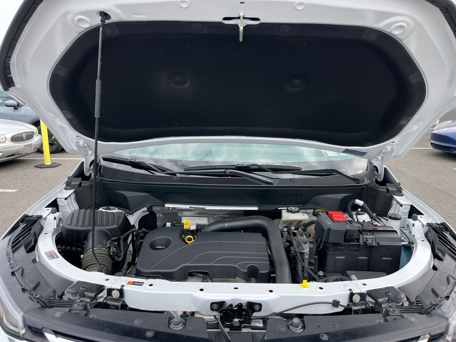 Used 2025 Chevrolet Equinox LT FWD image 32