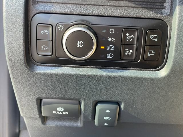 Used 2025 Ford F350 Lariat w/ Chrome Package image 37