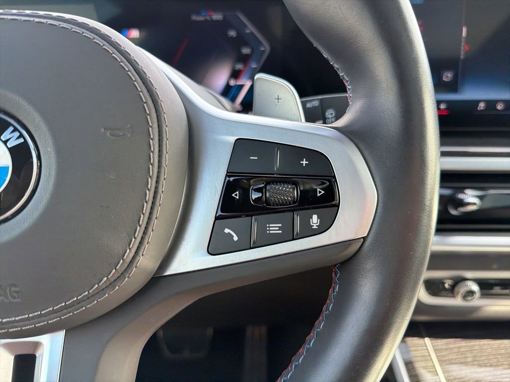 Used 2025 BMW X7 M60i w/ Executive Package AWD/4WD image 28