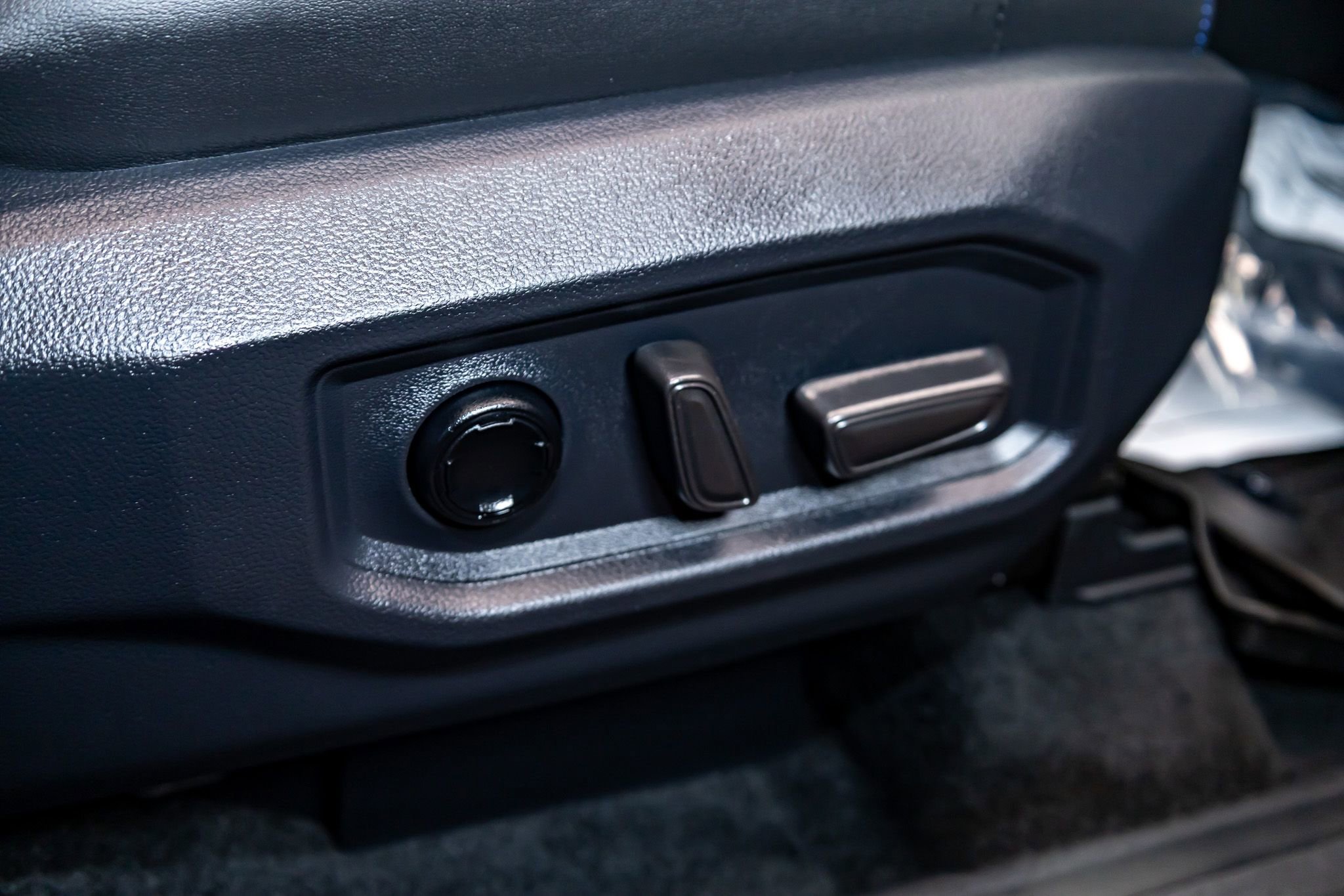 Used 2025 Toyota Tundra Platinum image 30