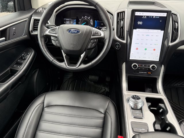 Certified 2024 Ford Edge SEL w/ Convenience Package AWD/4WD image 8