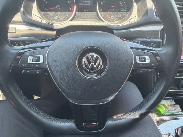 Used 2016 Volkswagen Passat 1.8T SE FWD image 14