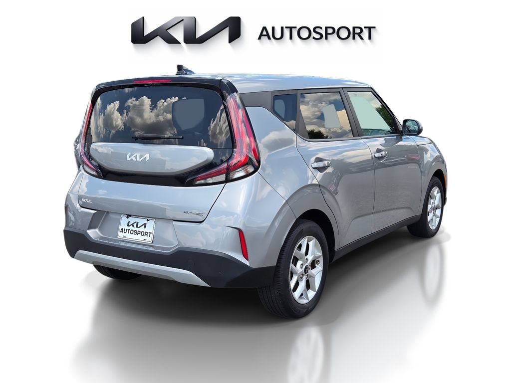 Certified 2023 Kia Soul S FWD image 8
