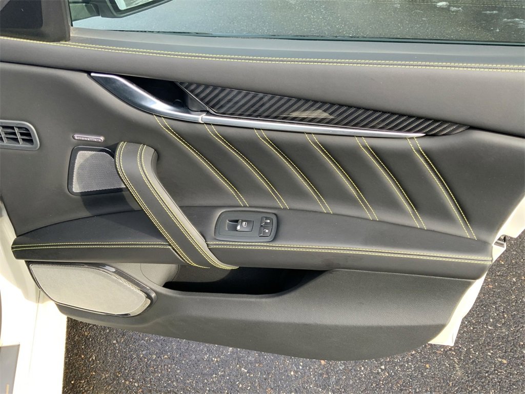 Used 2022 Maserati Ghibli Modena Q4 image 30