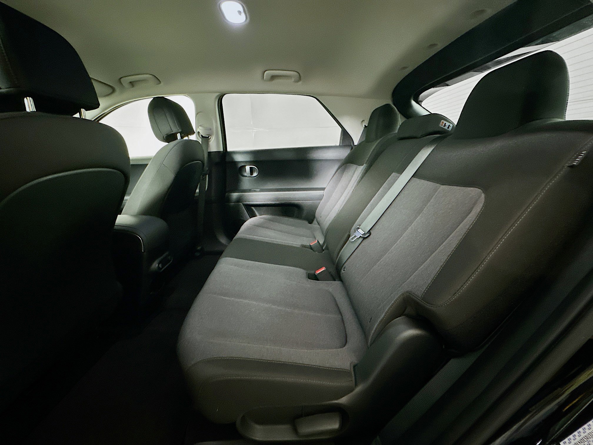 Used 2024 Hyundai Ioniq 5 SEL image 27