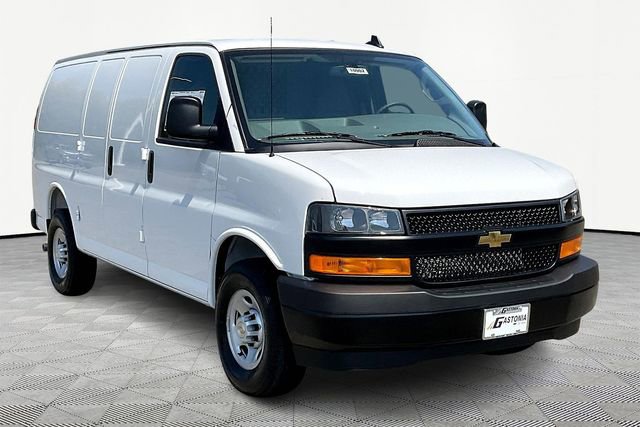 New 2025 Chevrolet Express 3500 w/ Driver Convenience Package image 1
