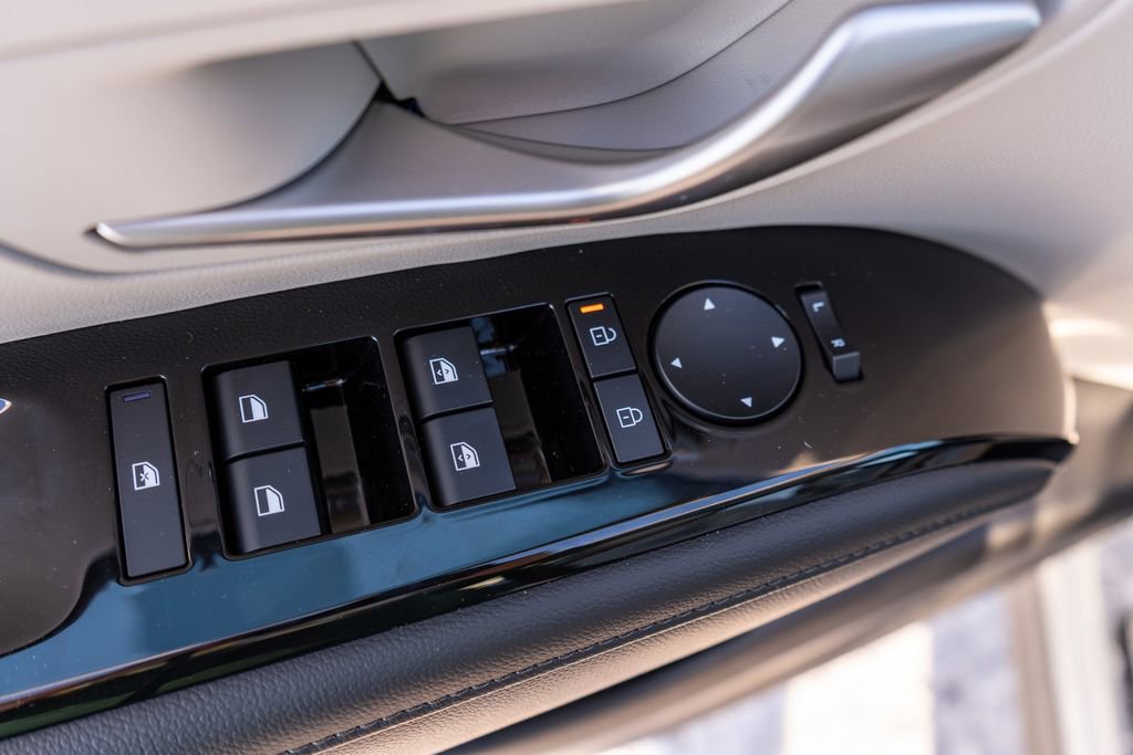 New 2025 Hyundai Tucson Limited image 21