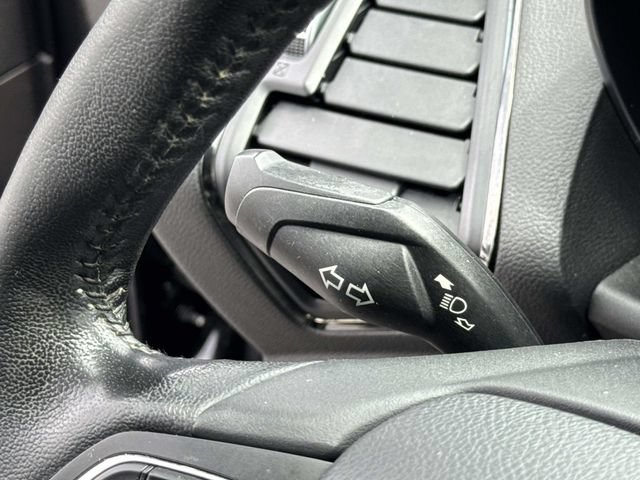 Used 2019 Ford Escape Titanium AWD/4WD image 27