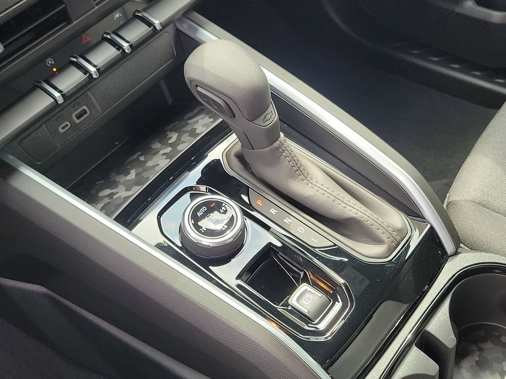 New 2026 Chevrolet Colorado Trail Boss AWD/4WD image 13