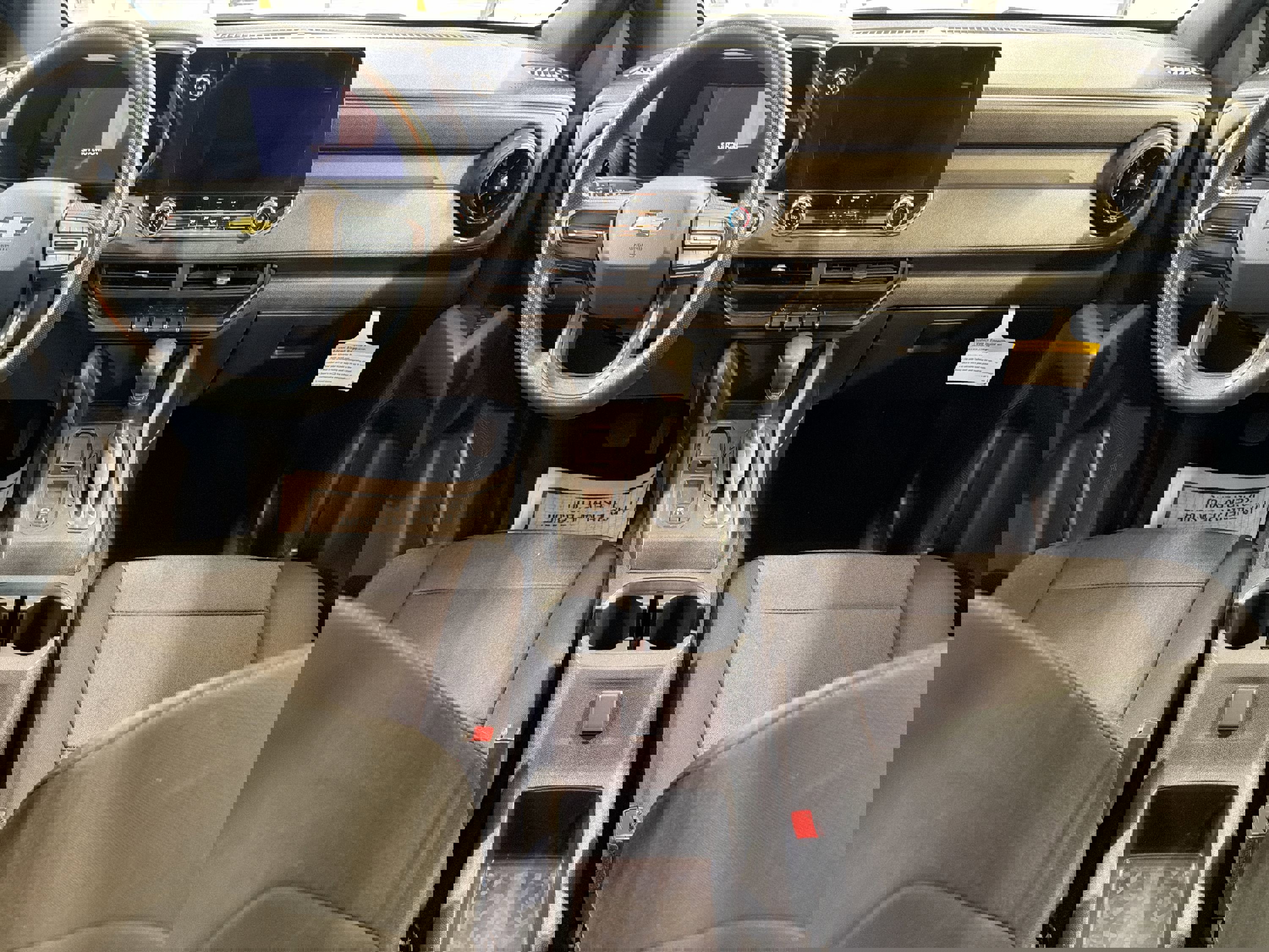 Used 2023 Chevrolet Colorado W/T image 23