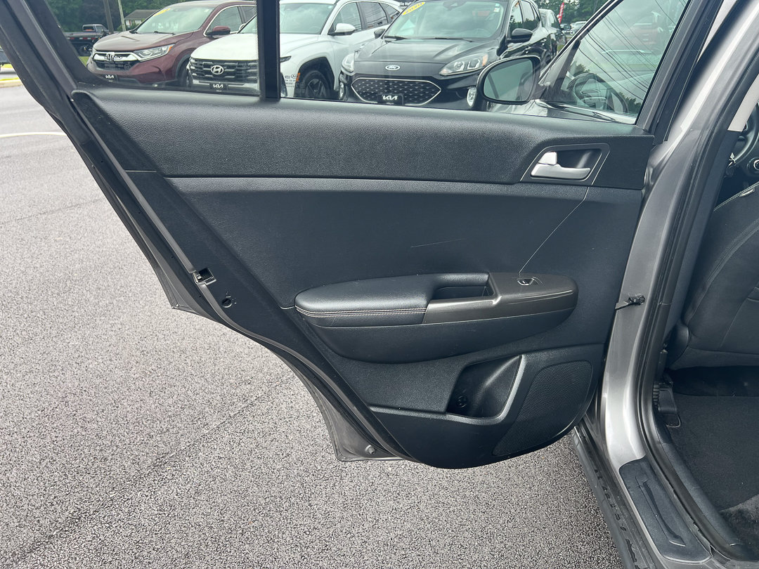 Used 2017 Kia Sportage LX FWD image 25