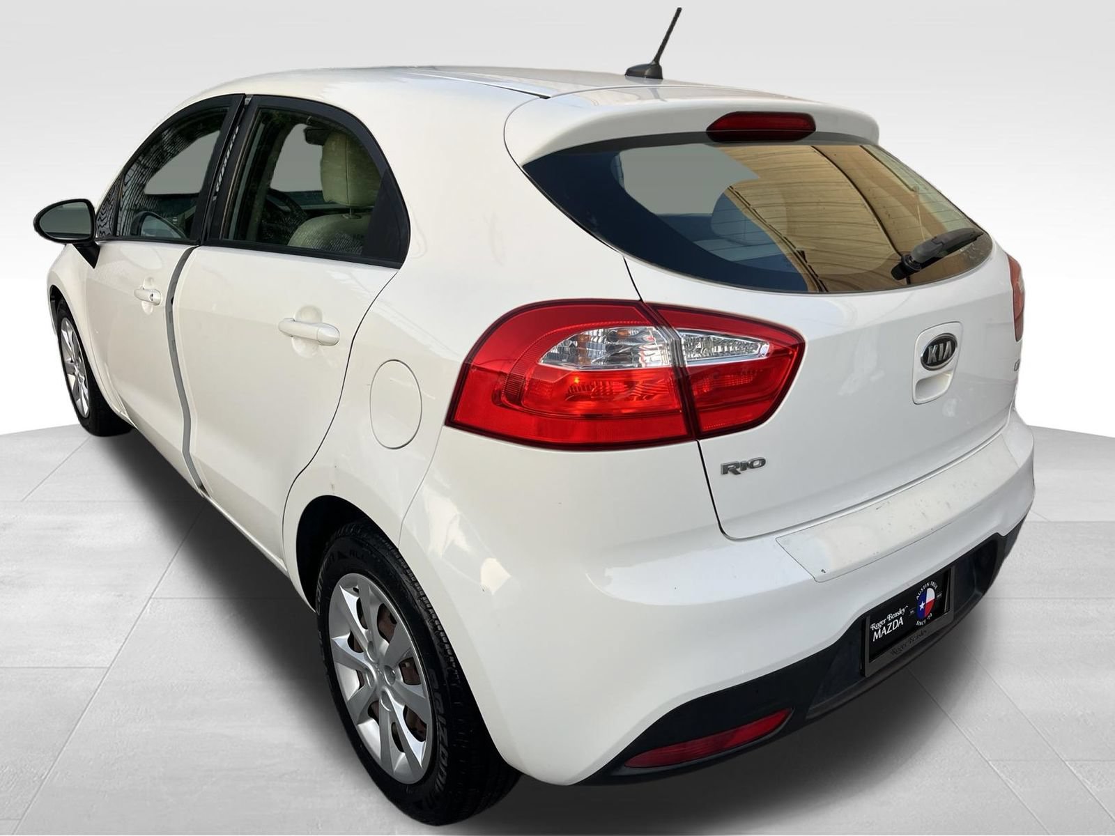 Used 2013 Kia Rio LX w/ PWR Pkg FWD image 7