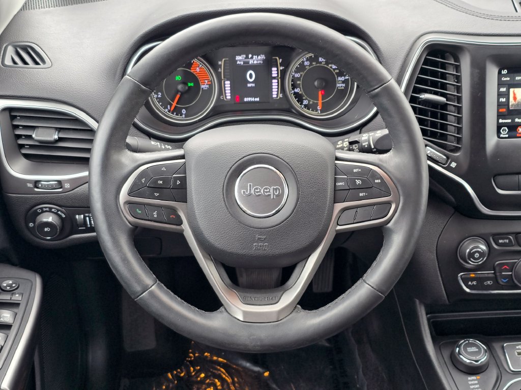 Used 2019 Jeep Cherokee Latitude Plus w/ Comfort/Convenience Group AWD/4WD image 7