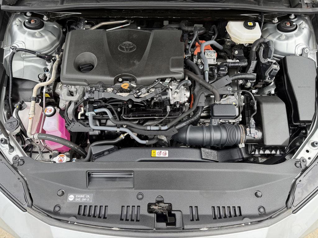 Used 2025 Toyota Camry LE FWD image 30