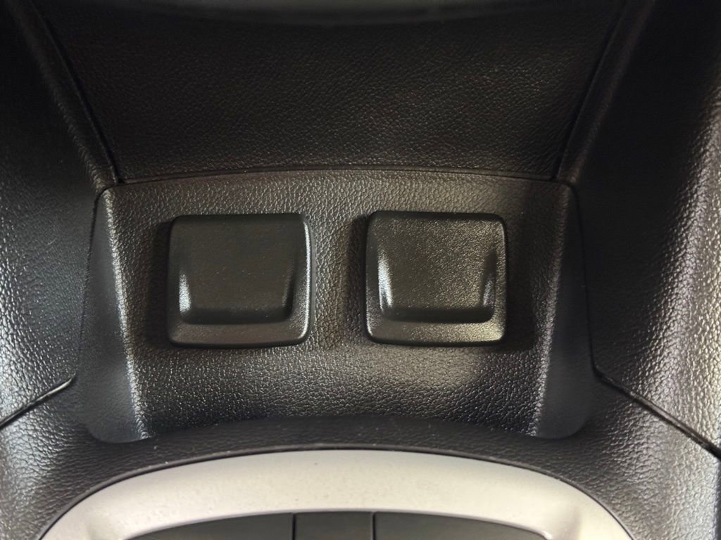 Used 2017 Chevrolet Cruze LS FWD image 32