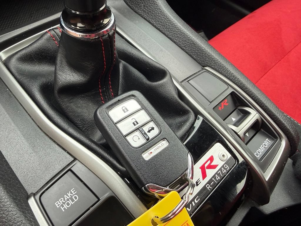 Used 2018 Honda Civic Type R image 9