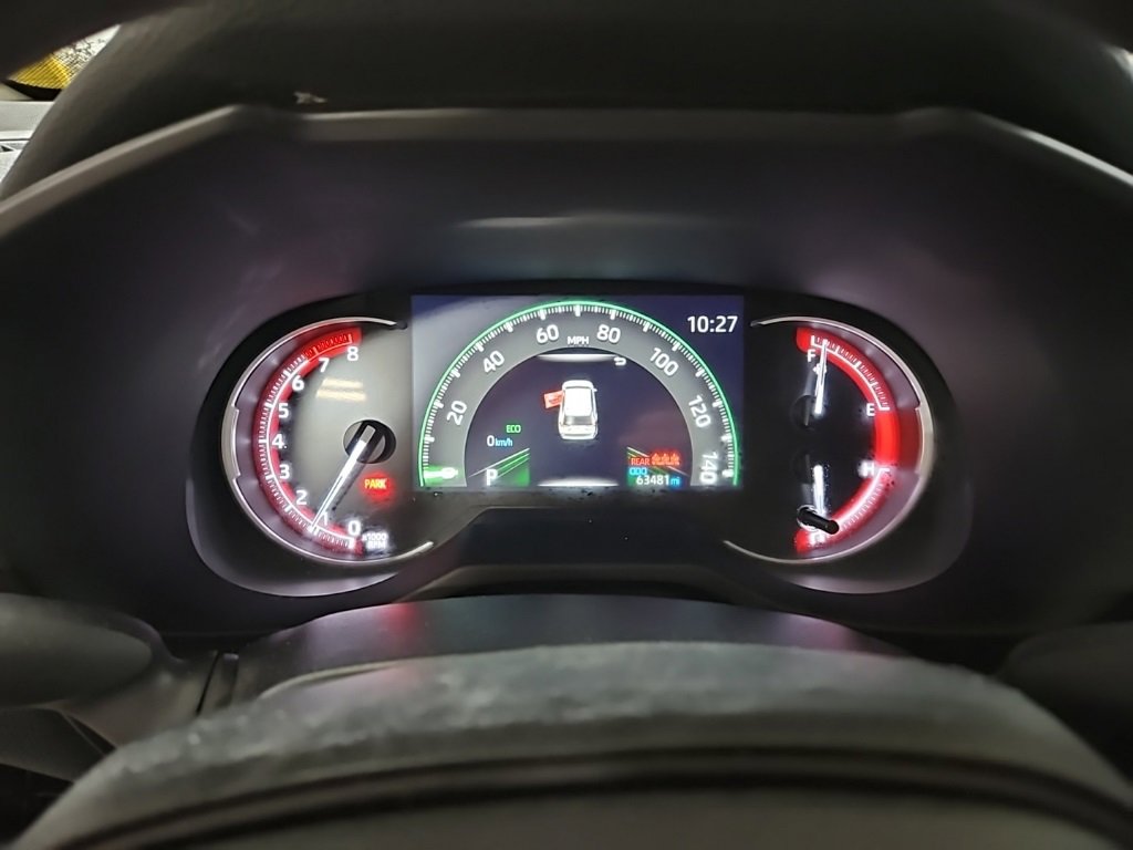 Used 2024 Toyota RAV4 LE image 7