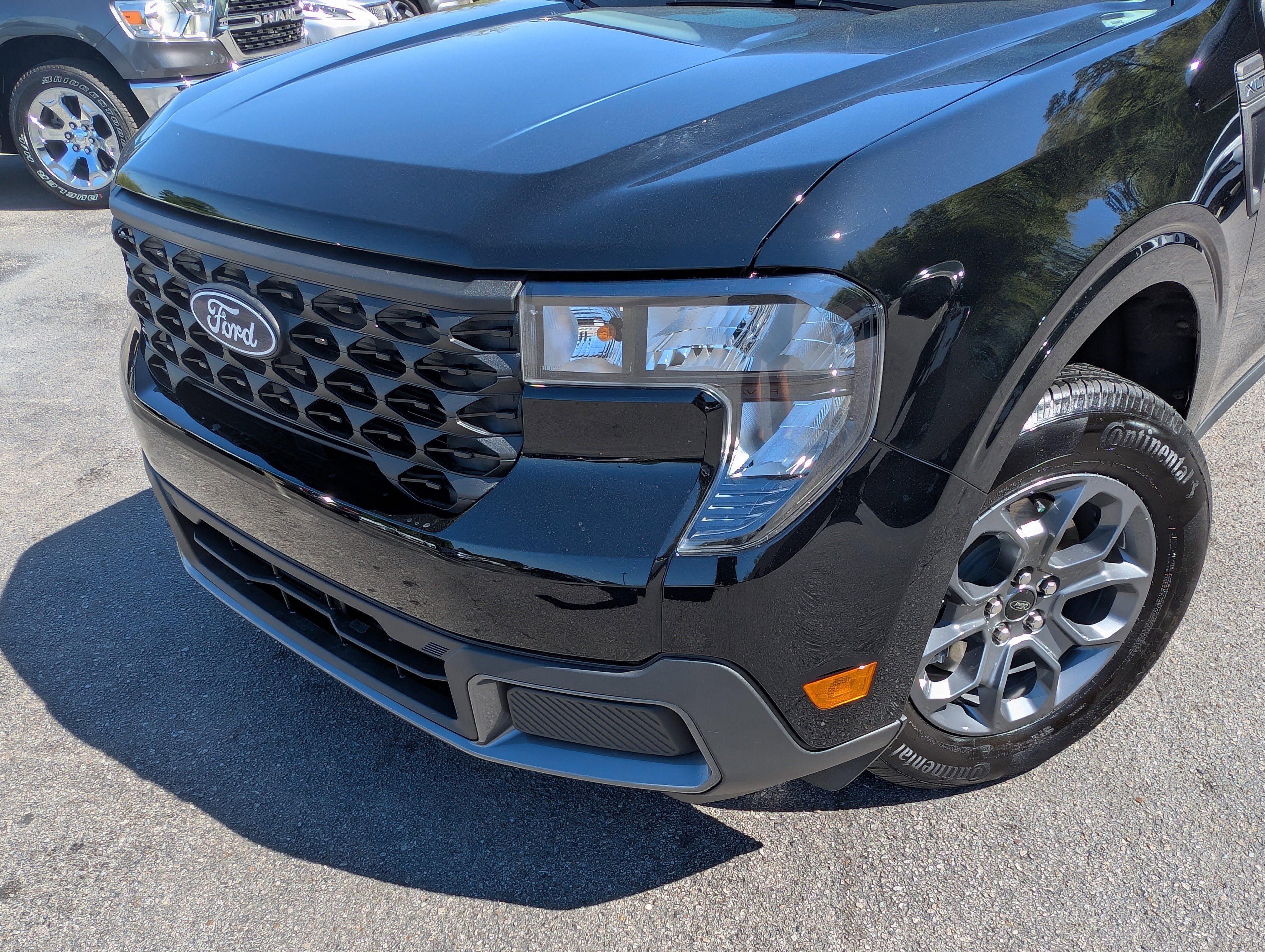 Used 2025 Ford Maverick XLT w/ XLT Luxury Package image 13