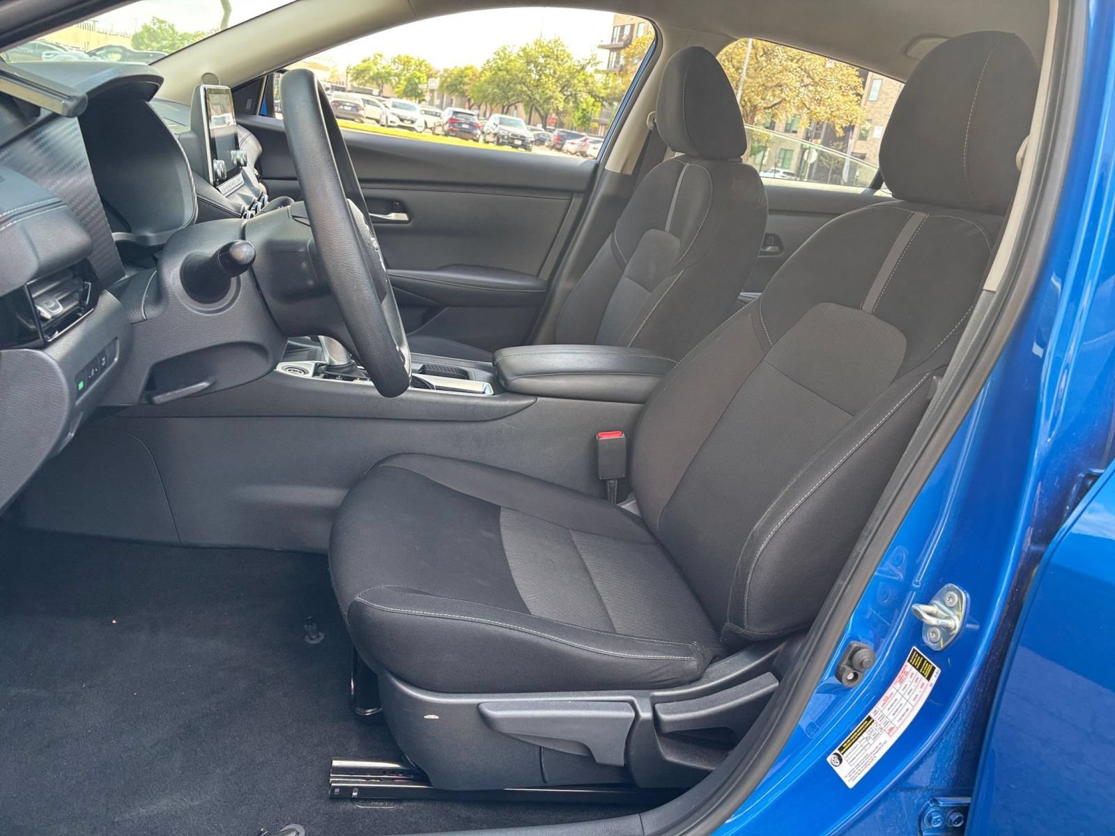 Used 2025 Nissan Sentra SV FWD image 22