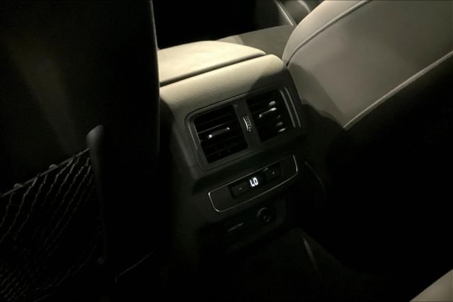 Used 2023 Audi SQ5 Premium w/ Convenience Package image 33
