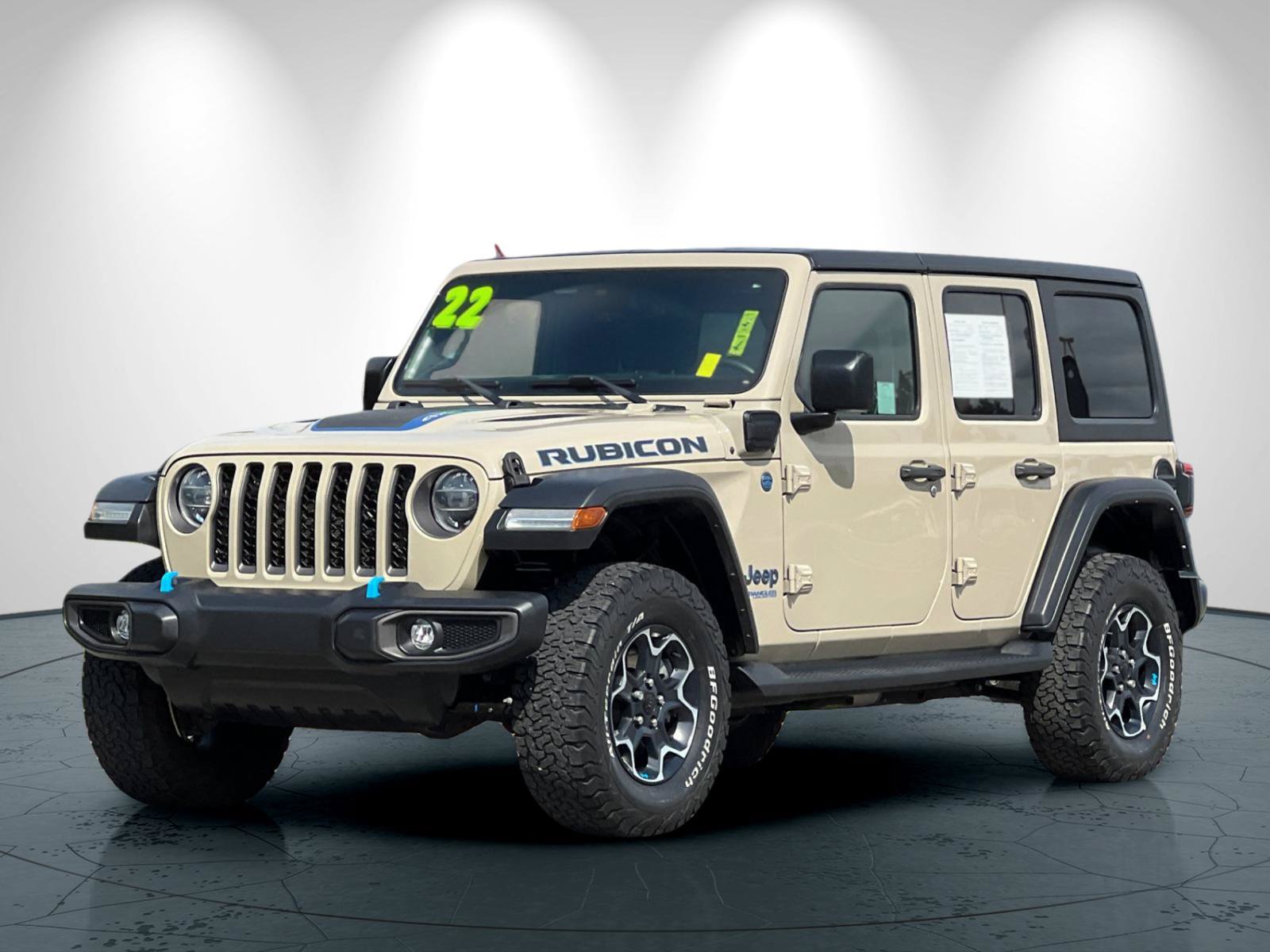 Used 2022 Jeep Wrangler Unlimited Rubicon 4xe w/ Safety Group AWD/4WD image 8