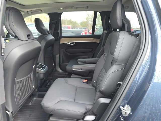New 2026 Volvo XC90 B6 Plus w/ Protection Package Premier image 19