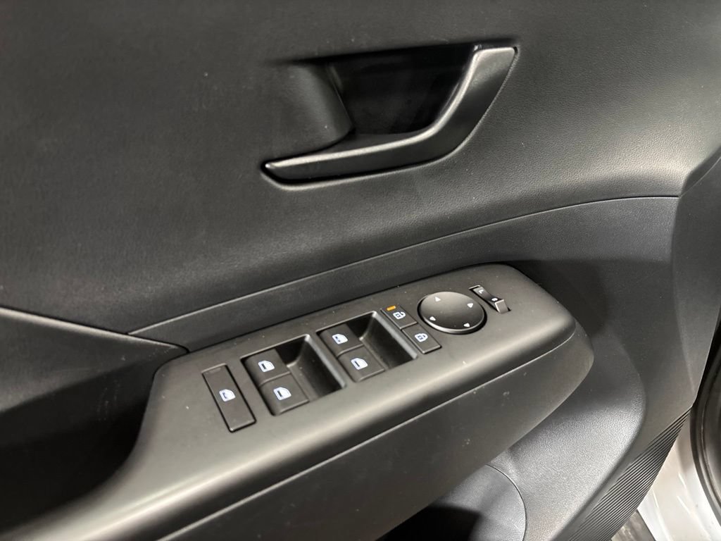 Used 2026 Hyundai Kona SE AWD/4WD image 17