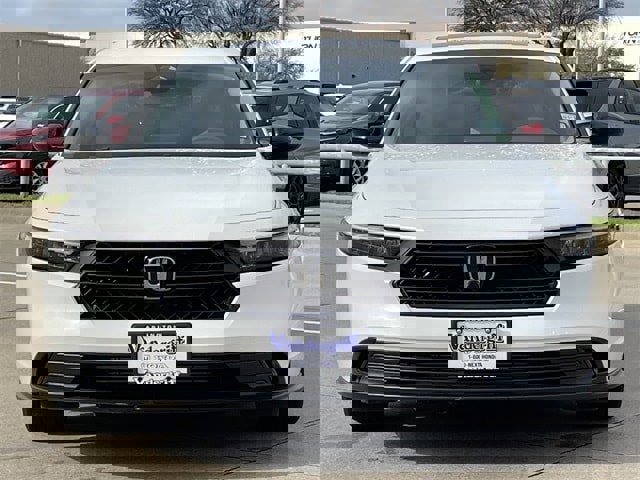 Used 2025 Honda Accord SE image 6