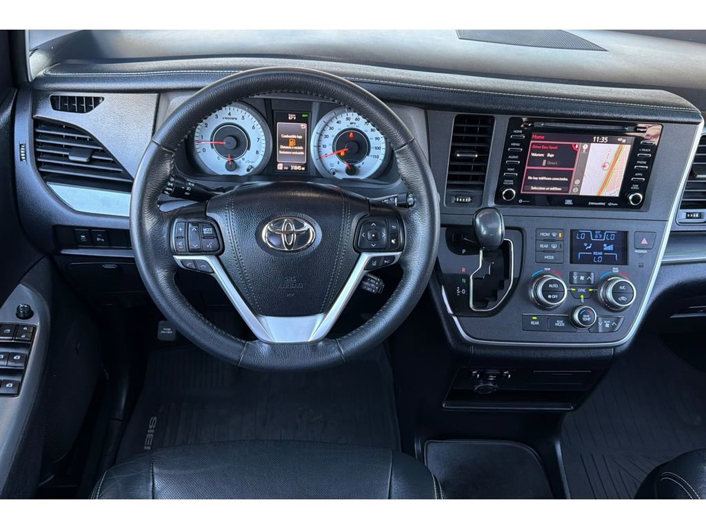 Used 2020 Toyota Sienna SE w/ SE Preferred Package image 16