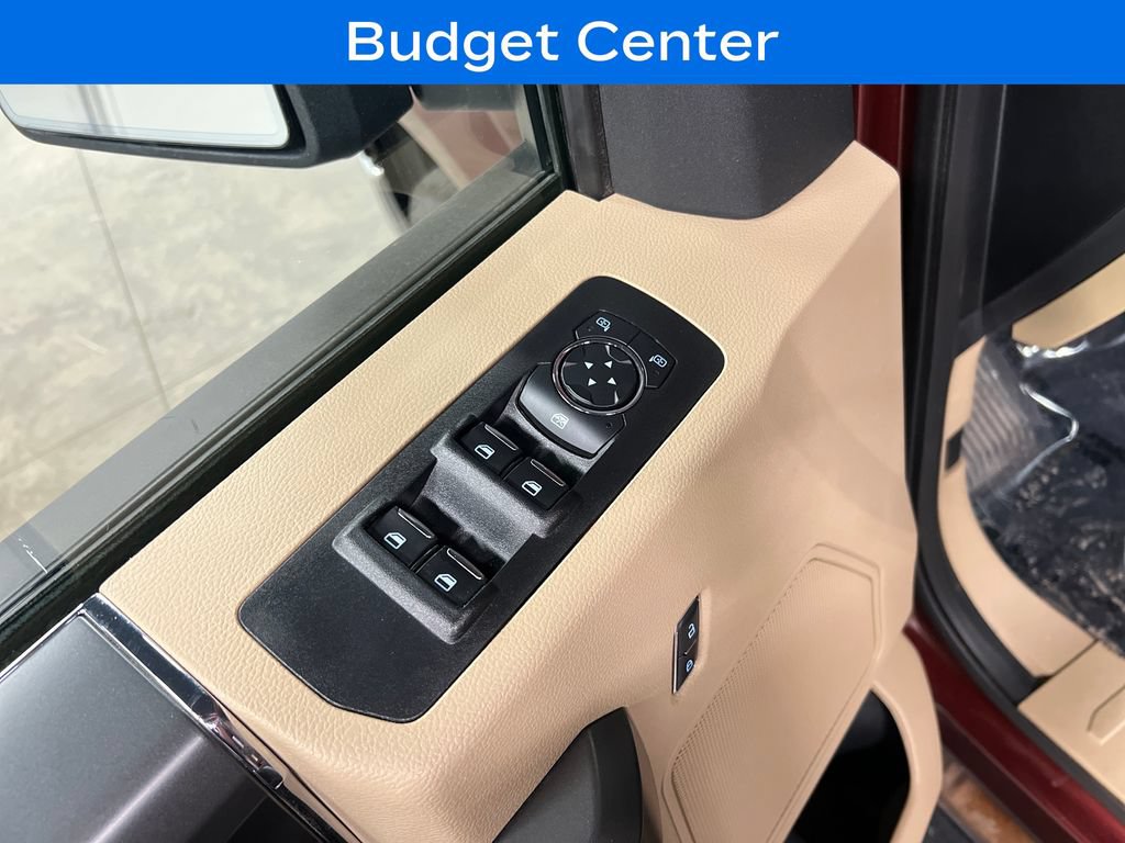 Used 2017 Ford F150 XLT w/ Equipment Group 302A Luxury AWD/4WD image 15