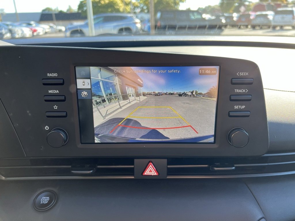 Certified 2025 Hyundai Elantra Sport image 19