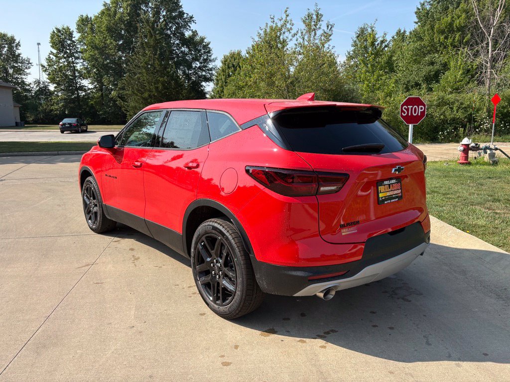 New 2026 Chevrolet Blazer LT w/ LPO, Floor Liner Package FWD image 7