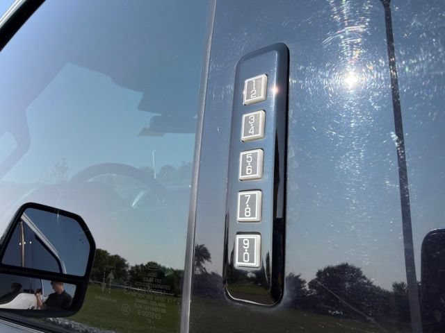 Used 2020 Ford F350 Lariat w/ Chrome Package AWD/4WD image 22