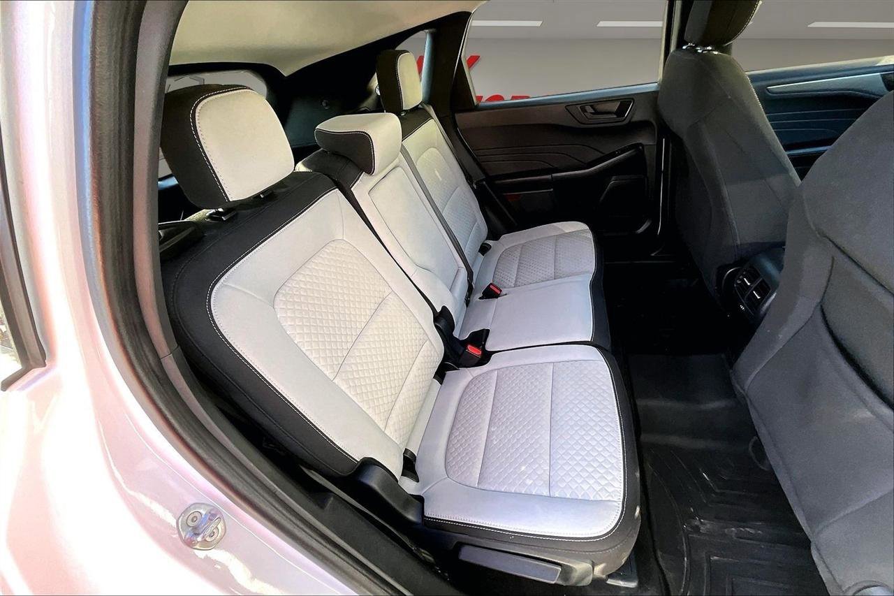 Used 2024 Ford Escape Active image 24