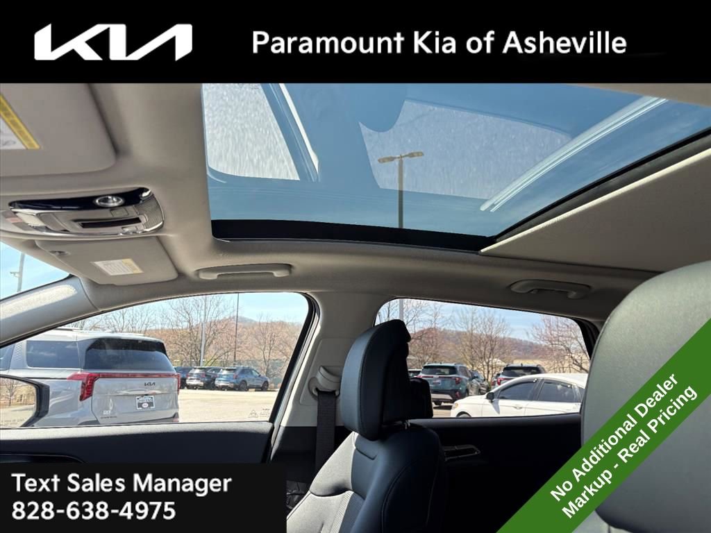 New 2026 Kia Sportage EX image 13