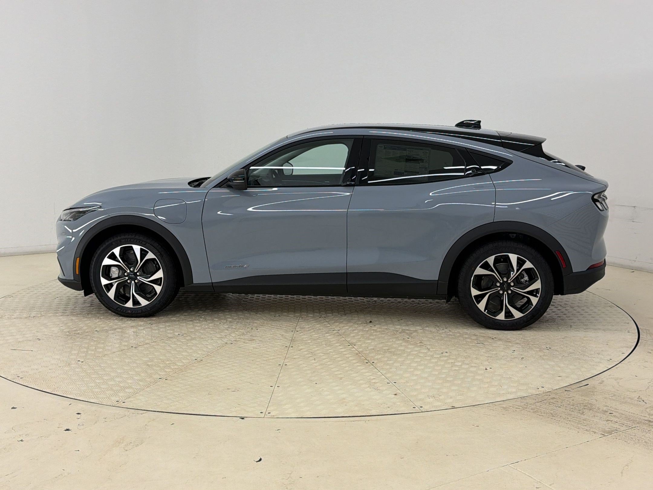 New 2026 Ford Mustang Mach-E Select RWD image 2