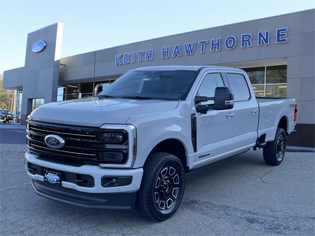 New 2025 Ford F350 Platinum w/ FX4 Off-Road Package image 3